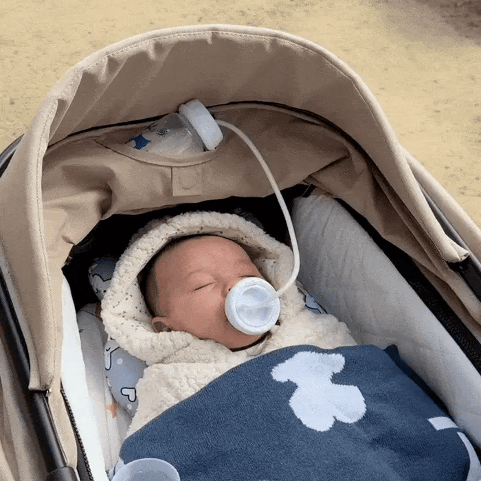 250ml Hands Free Baby Feeding Bottle | Self Feeding Milk Bottle for Babies & Toddlers